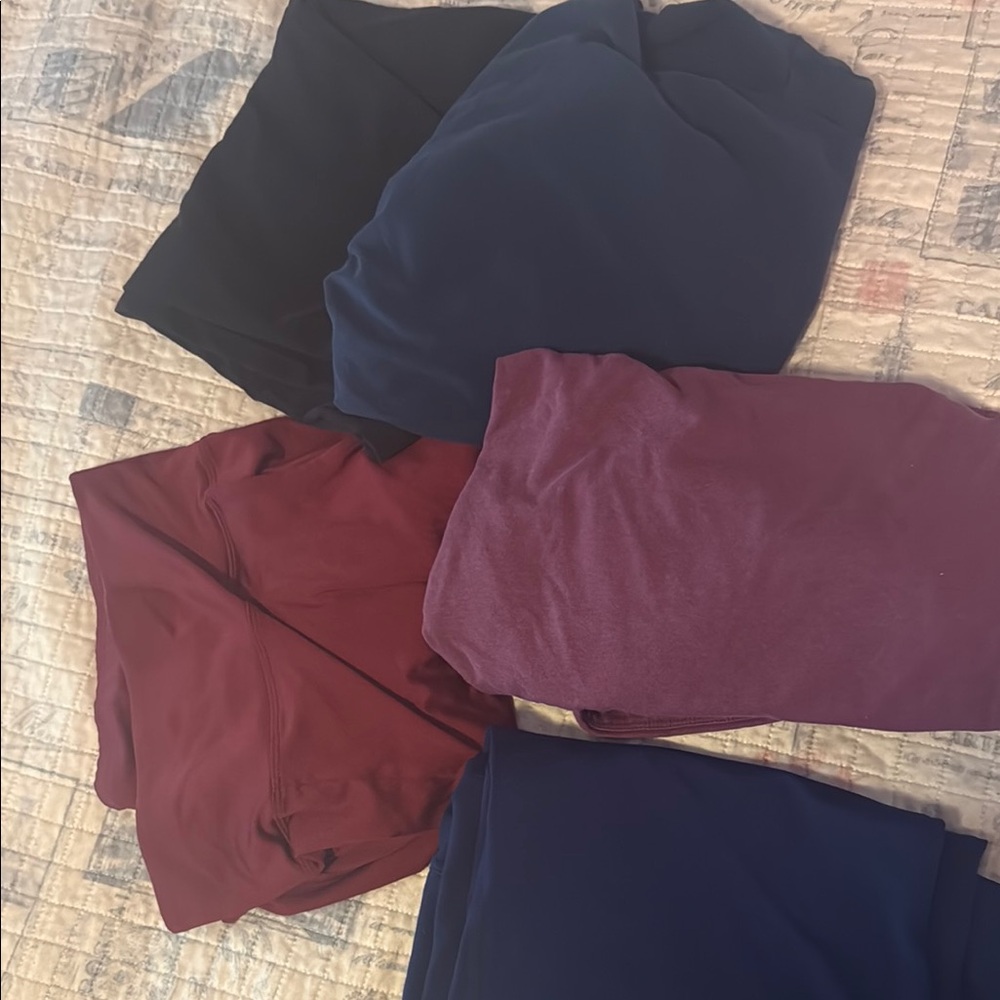 (SALE) Women’s leggings reg & cropped -  Set of 5